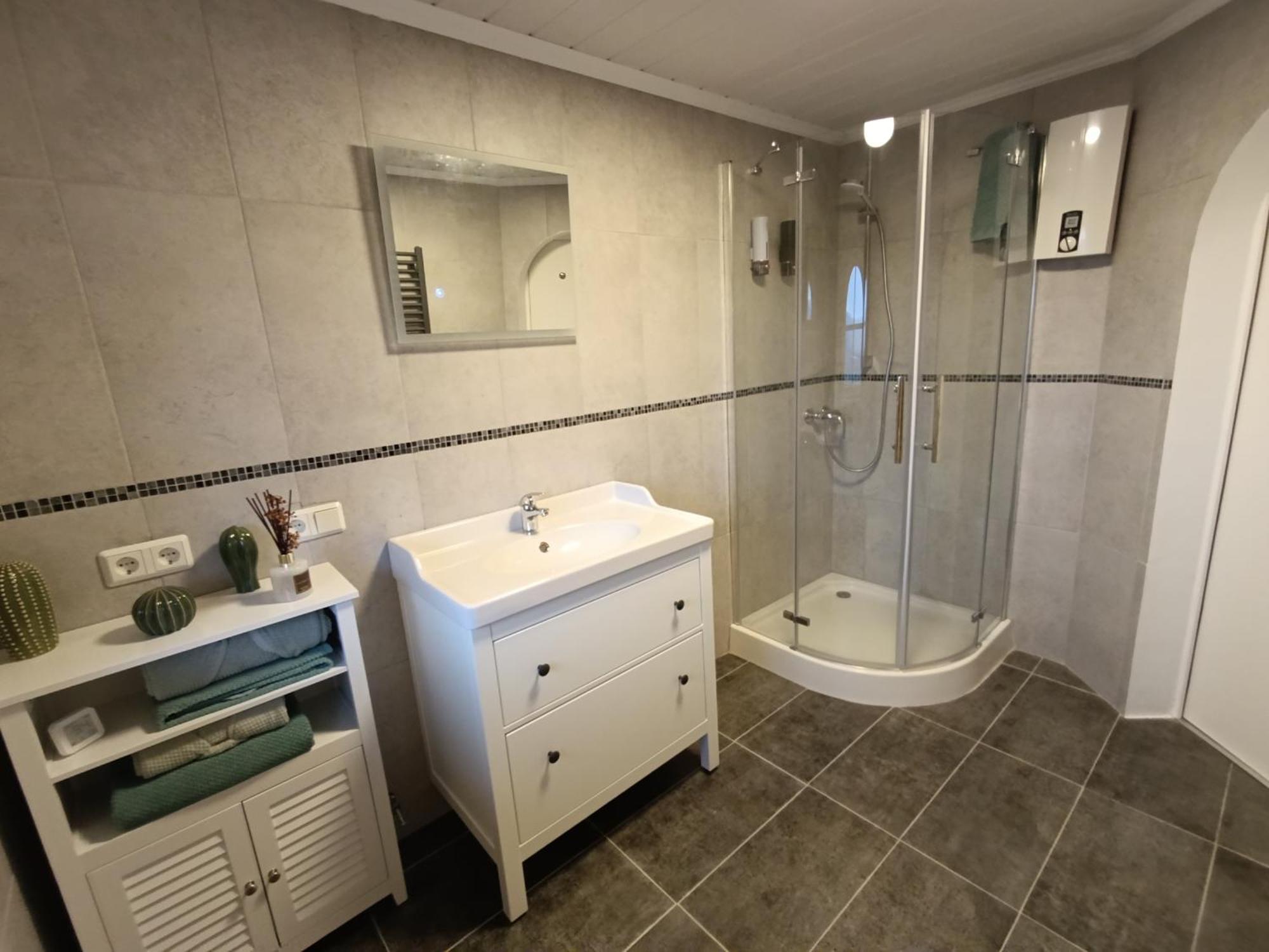 Belavista'nbed - Peaceful With Private Terrace And Amazing Mosel Valley View
